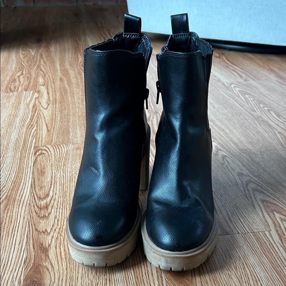Dolce Vita Black Ankle Boots with Tan Soles